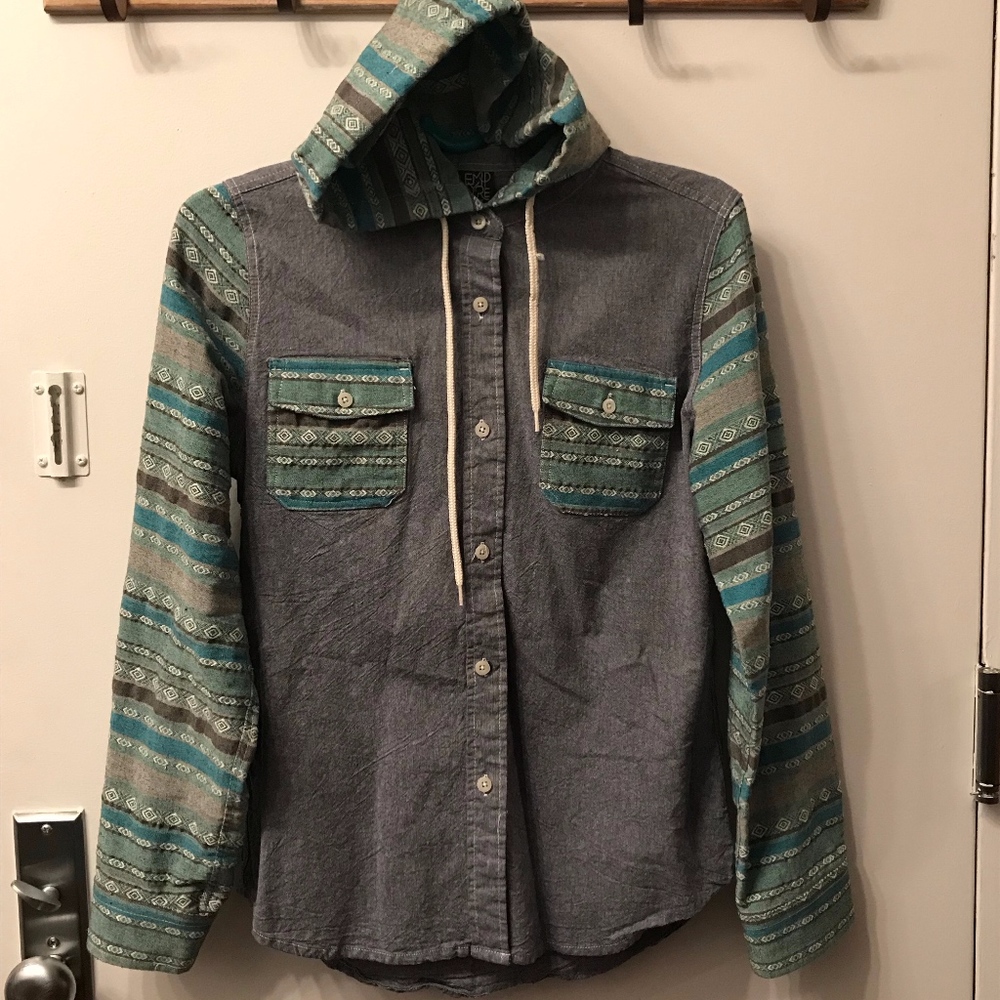 Empyre Button-down Aztec print